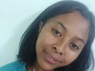 LarisaBrooks camshow sex